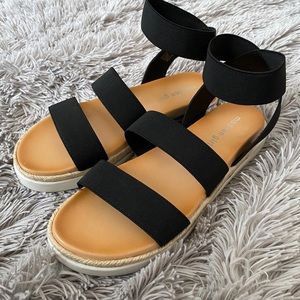 NWOT madden girl Black Strappy Sandals